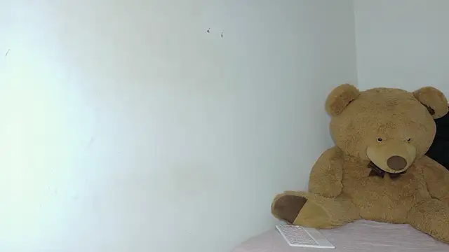 Natashaparker   online show from 02/11/26, 08:14