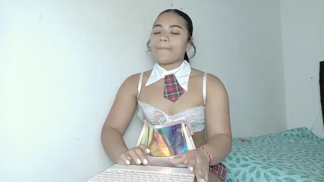 Natashaparker   online show from 03/19/26, 10:36