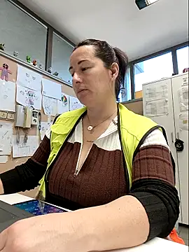 bichota85 online show from 03/13/26, 11:39