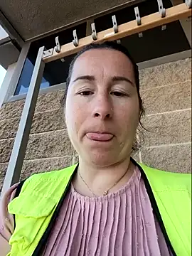 bichota85 online show from 03/20/26, 10:53