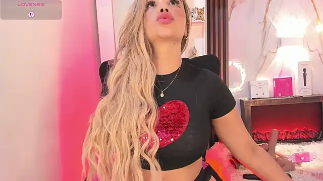 Agatha210 online show from 10/18/25, 08:20