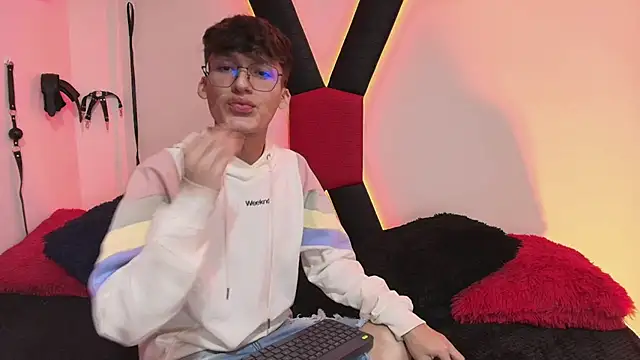 bellmontneon online show from 11/10/25, 11:31