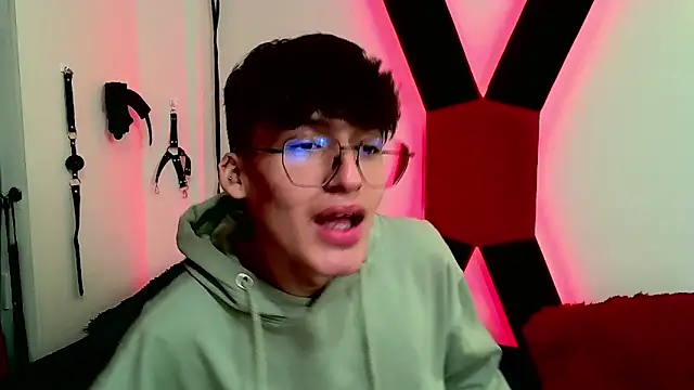 bellmontneon online show from 11/11/25, 11:21