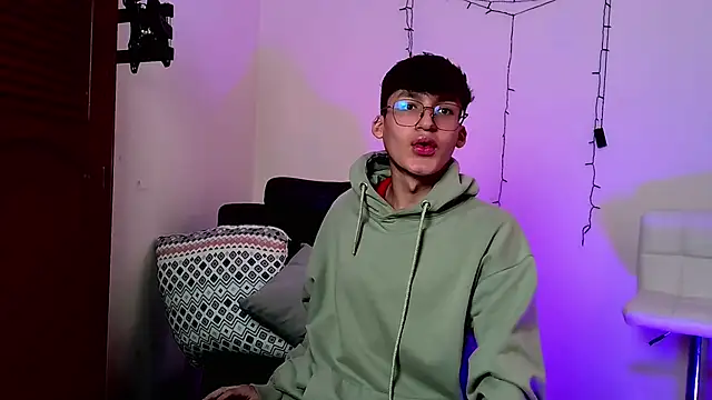 bellmontneon online show from 11/12/25, 11:21