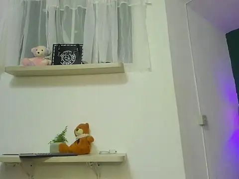 prettygirl691 online show from 10/05/25, 05:17