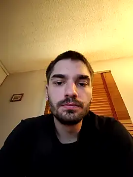 Snapshot of cory_3326 chatting on 09/16/25, 04:30 cory 3326 online show from 09/16/25, 04:30