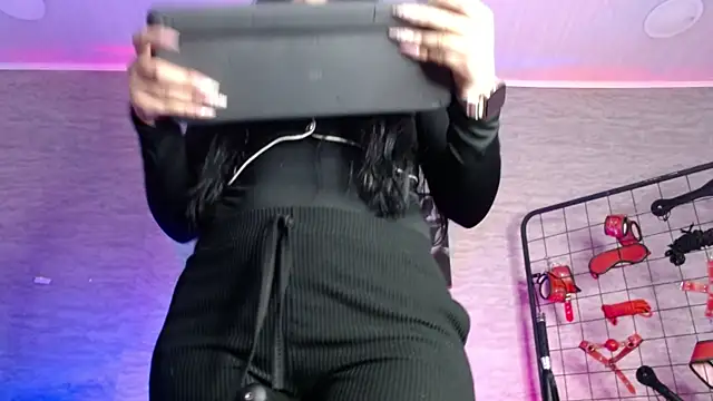 Daphnee-x online show from 01/17/26, 11:59