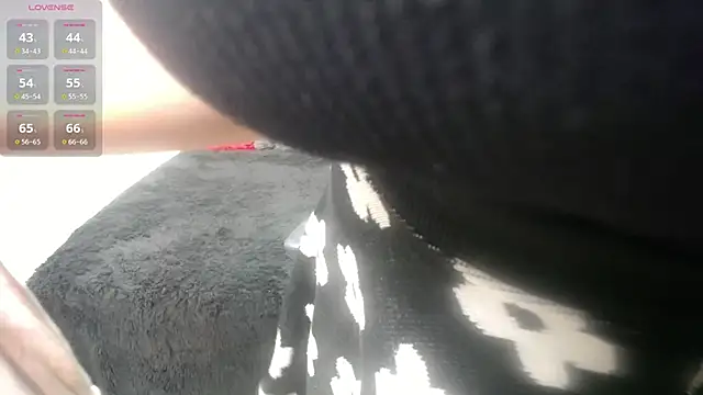 kashvi  online show from 10/29/25, 08:32