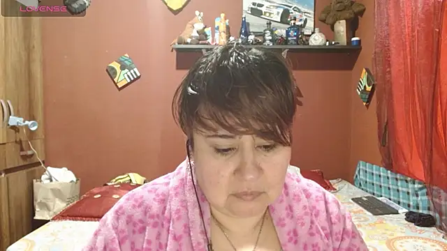 Sasharosee2 online show from 11/05/25, 12:38