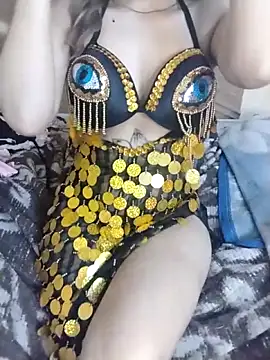 Snapshot of shahinaz-123 chatting on 02/15/26, 10:25 shahinaz-123 online show from 02/15/26, 10:25