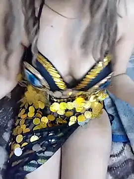 Snapshot of shahinaz-123 chatting on 03/02/26, 10:11 shahinaz-123 online show from 03/02/26, 10:11