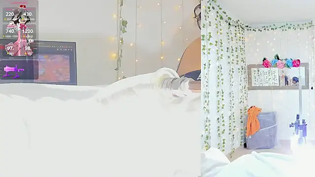 Ashley  Jones   online show from 01/19/26, 09:13