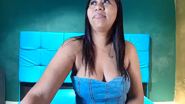 Snapshot of gayatrihoy chatting on 09/16/25, 07:48 gayatrihoy online show from 09/16/25, 07:48