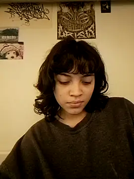 Snapshot of _curiouskitten_ chatting on 09/28/25, 04:18 curiouskitten online show from 09/28/25, 04:18