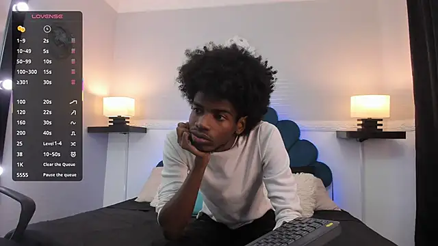 AllexJacob online show from 10/13/25, 01:11