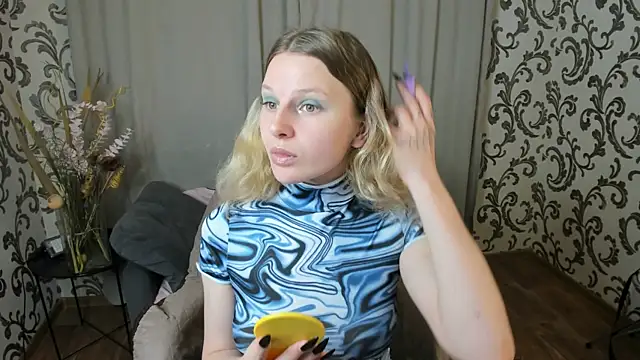  Velvet peach  online show from 11/26/25, 11:33