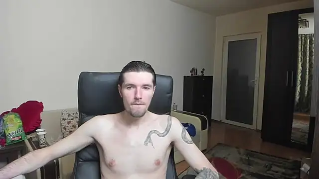 Snapshot of dirty_justin chatting on 06/18/26, 05:17 dirty justin online show from 06/18/26, 05:17
