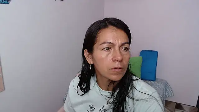 camilavargas  online show from 03/13/26, 07:20