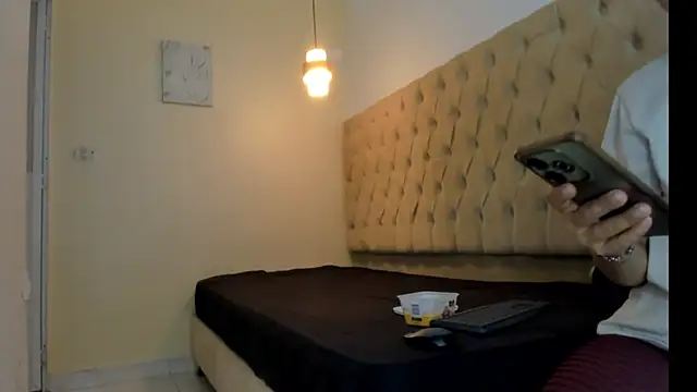 Naomis 35 online show from 02/10/26, 07:51