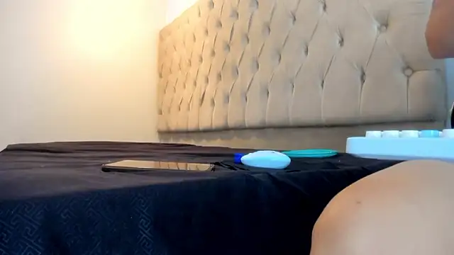 Naomis 35 online show from 02/23/26, 07:44