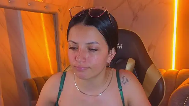 sophiadoll tf online show from 06/01/26, 01:35