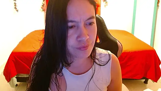 Snapshot of cristal1609 chatting on 03/18/26, 01:03 cristal1609 online show from 03/18/26, 01:03