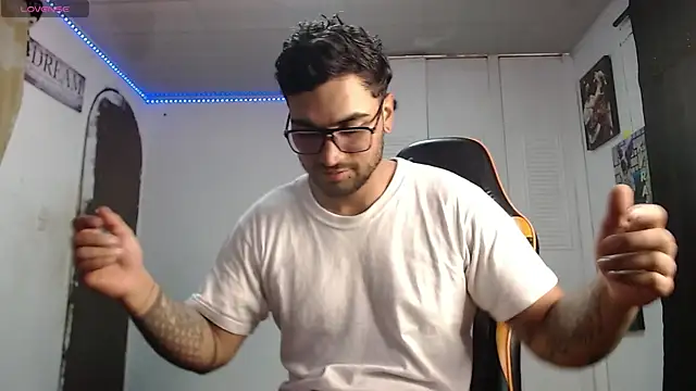 Chrys harris77 online show from 11/26/25, 08:10