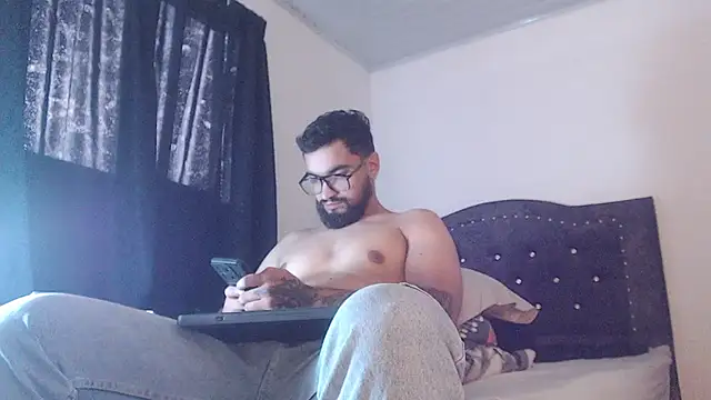 Chrys harris77 online show from 04/10/26, 09:52