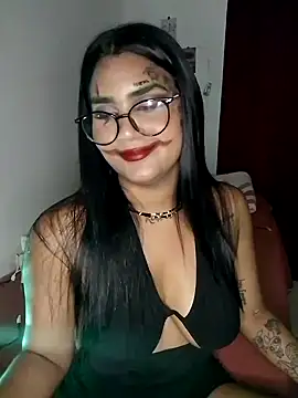 Renata Zoe online show from 10/31/25, 02:45