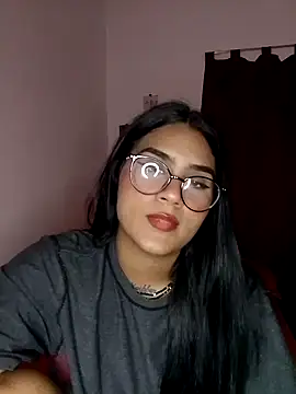 Renata Zoe online show from 11/10/25, 01:37