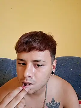 Snapshot of Meenlove chatting on 09/29/25, 09:36 Meenlove online show from 09/29/25, 09:36