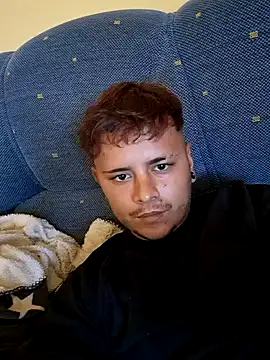 Snapshot of Meenlove chatting on 10/10/25, 10:03 Meenlove online show from 10/10/25, 10:03