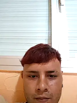 Snapshot of Meenlove chatting on 10/15/25, 09:09 Meenlove online show from 10/15/25, 09:09