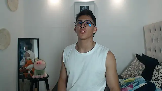 SalvadorFit online show from 11/12/25, 08:41