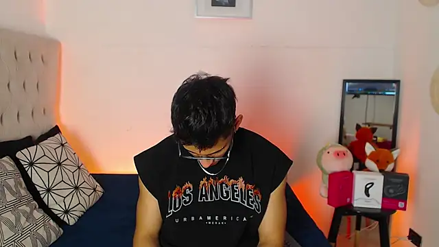 SalvadorFit online show from 11/14/25, 08:40