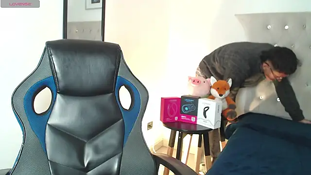 SalvadorFit online show from 11/24/25, 08:41