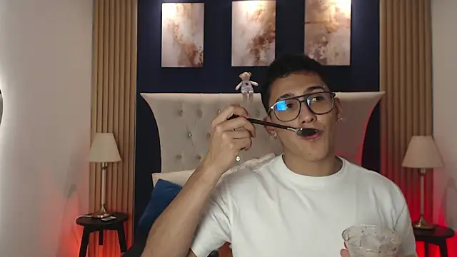 SalvadorFit online show from 02/26/26, 08:19