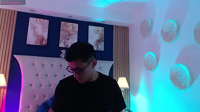 SalvadorFit online show from 04/19/26, 08:44