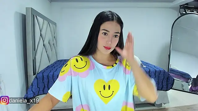 Daniela x19 online show from 02/05/26, 12:37
