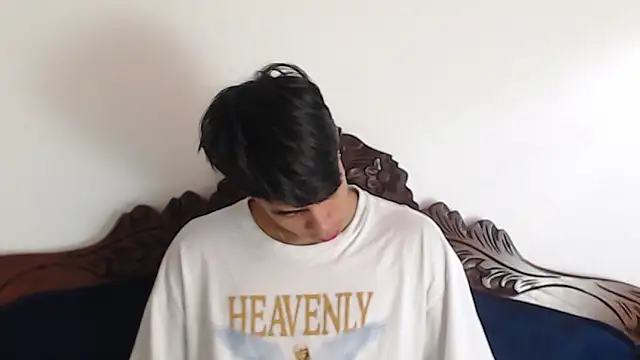 cody pipper  online show from 10/29/25, 02:52