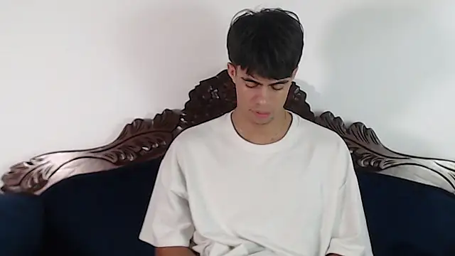 cody pipper  online show from 10/31/25, 01:56