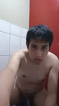 Snapshot of supguyLat chatting on 06/01/26, 11:45 supguyLat online show from 06/01/26, 11:45