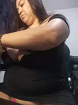 LucyDiamonds1 online show from 02/17/26, 09:17