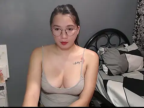 XxBigcumxX online show from 12/01/25, 03:55