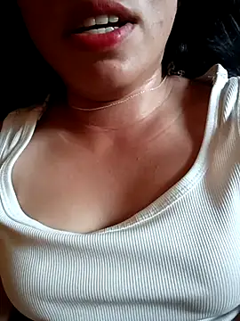 tulipsexy online show from 10/13/25, 06:13