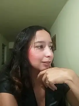 Vale stone  online show from 11/18/25, 09:30