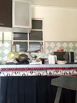 Vale stone  online show from 04/07/26, 05:24