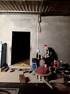 callistra online show from 12/13/25, 10:37