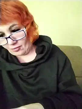 Snapshot of Alissa55552111 chatting on 02/07/26, 01:04 Alissa55552111 online show from 02/07/26, 01:04