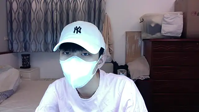 kai101010 online show from 09/24/25, 02:53